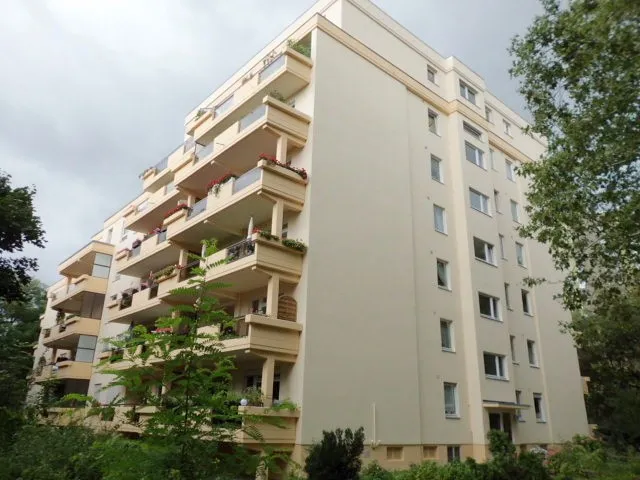2 Zimmer DG-Wohnung mit Terrasse und Blick auf die Scharfe Lanke! — photo 1